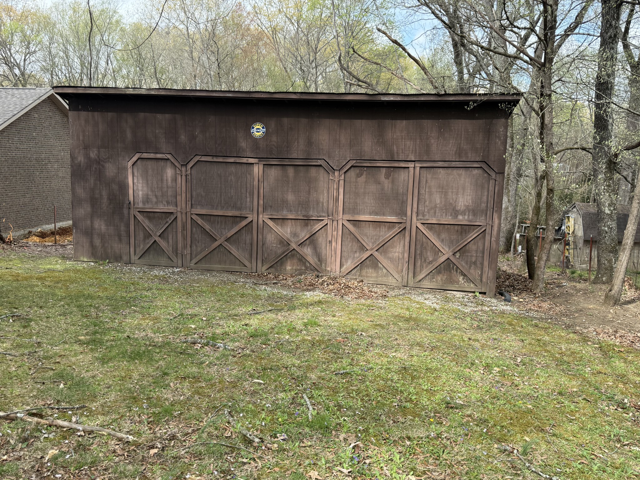 501 Westend Circle Manchester, TN 37355 - Photo 29 of 40 a backyard of a house