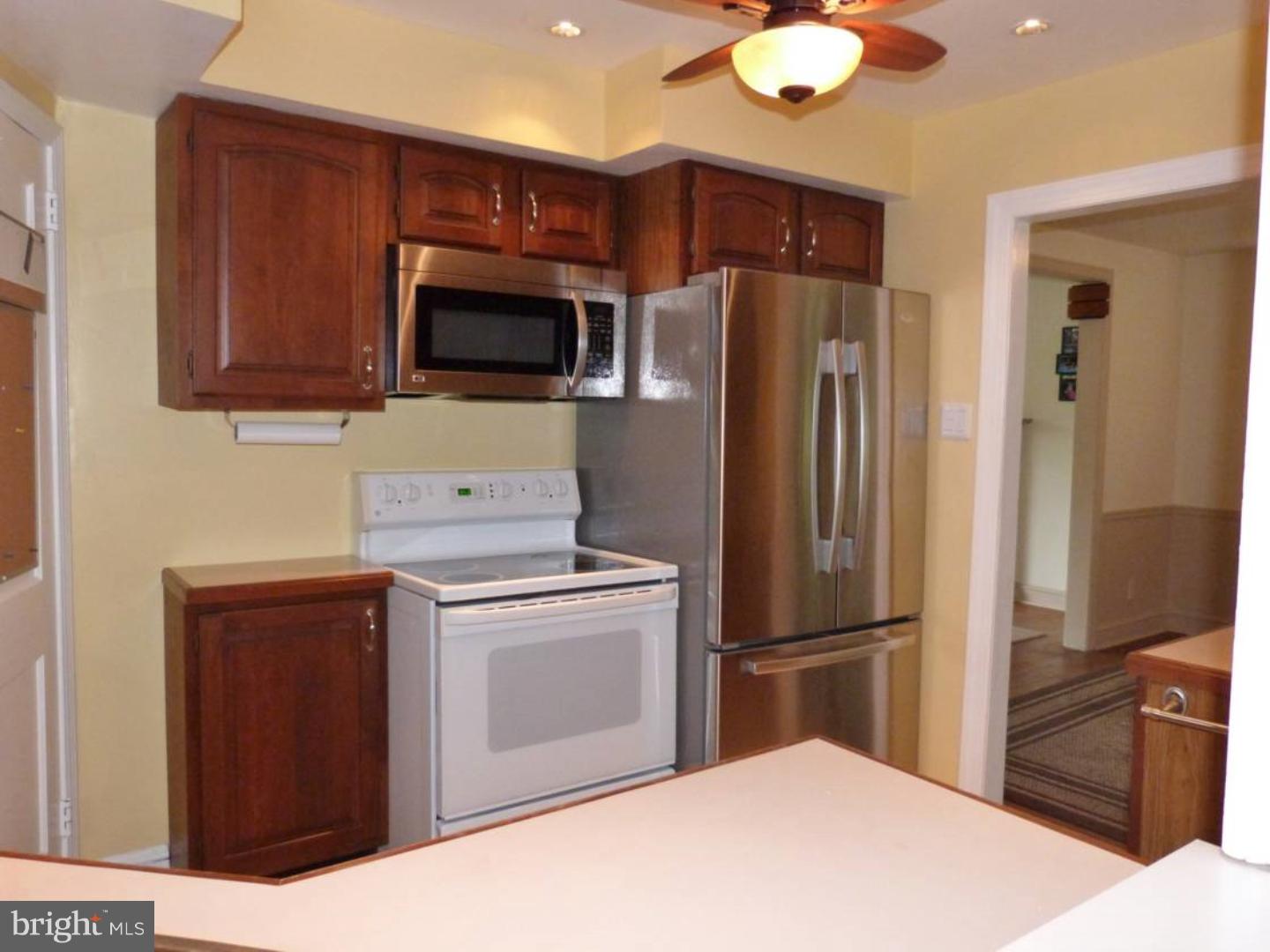 27 West Chelfield Road Glenside, PA 19038 - Photo 8 of 25 Kitchen