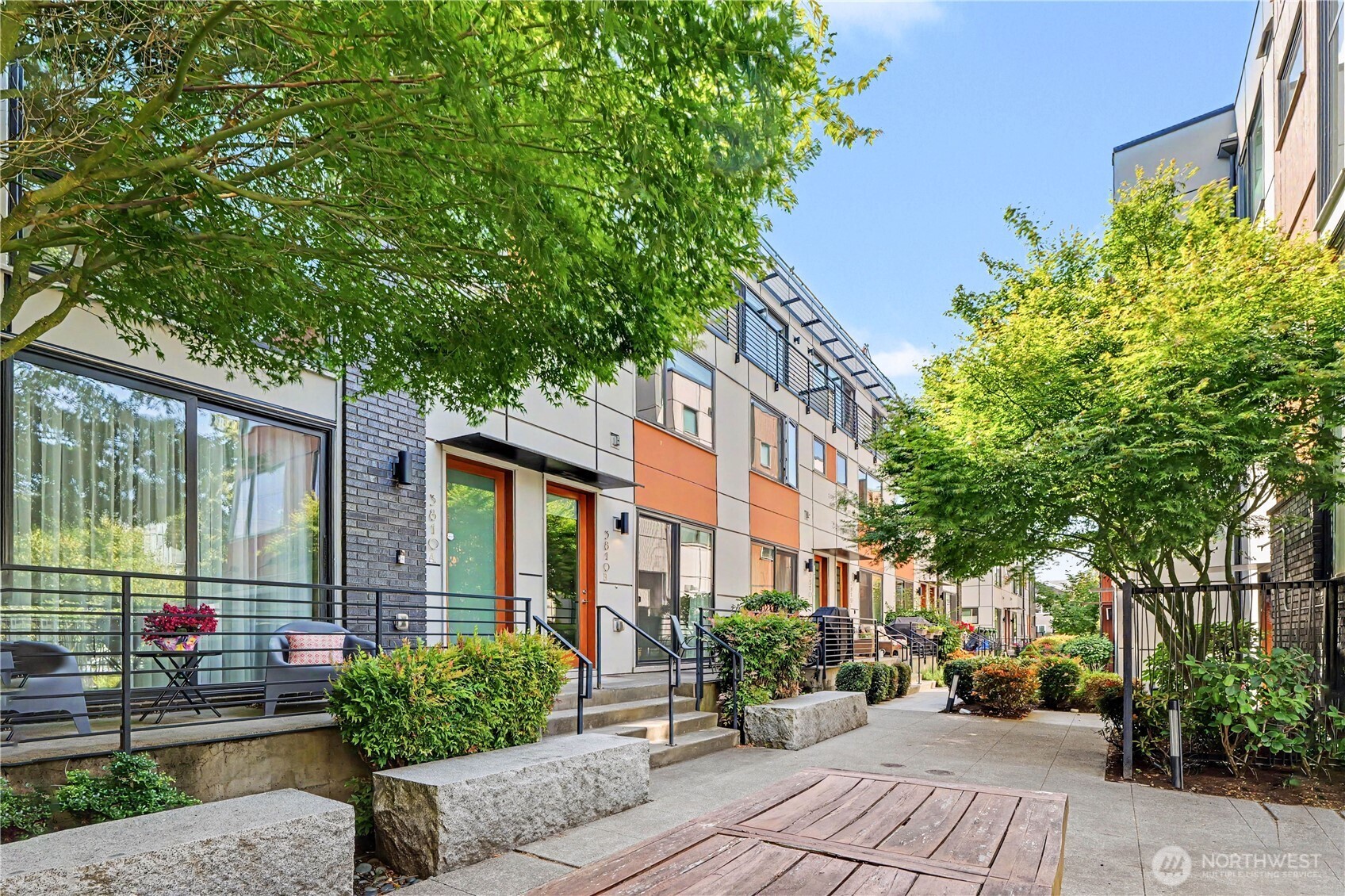3810 California Avenue Southwest, Unit B Seattle, WA 98116 - Photo 23 of 26
