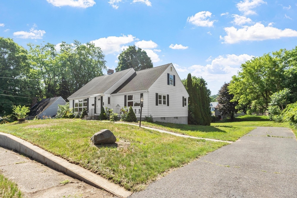 5 Sasur Street Three Rivers, MA 01080 - Photo 2 of 29