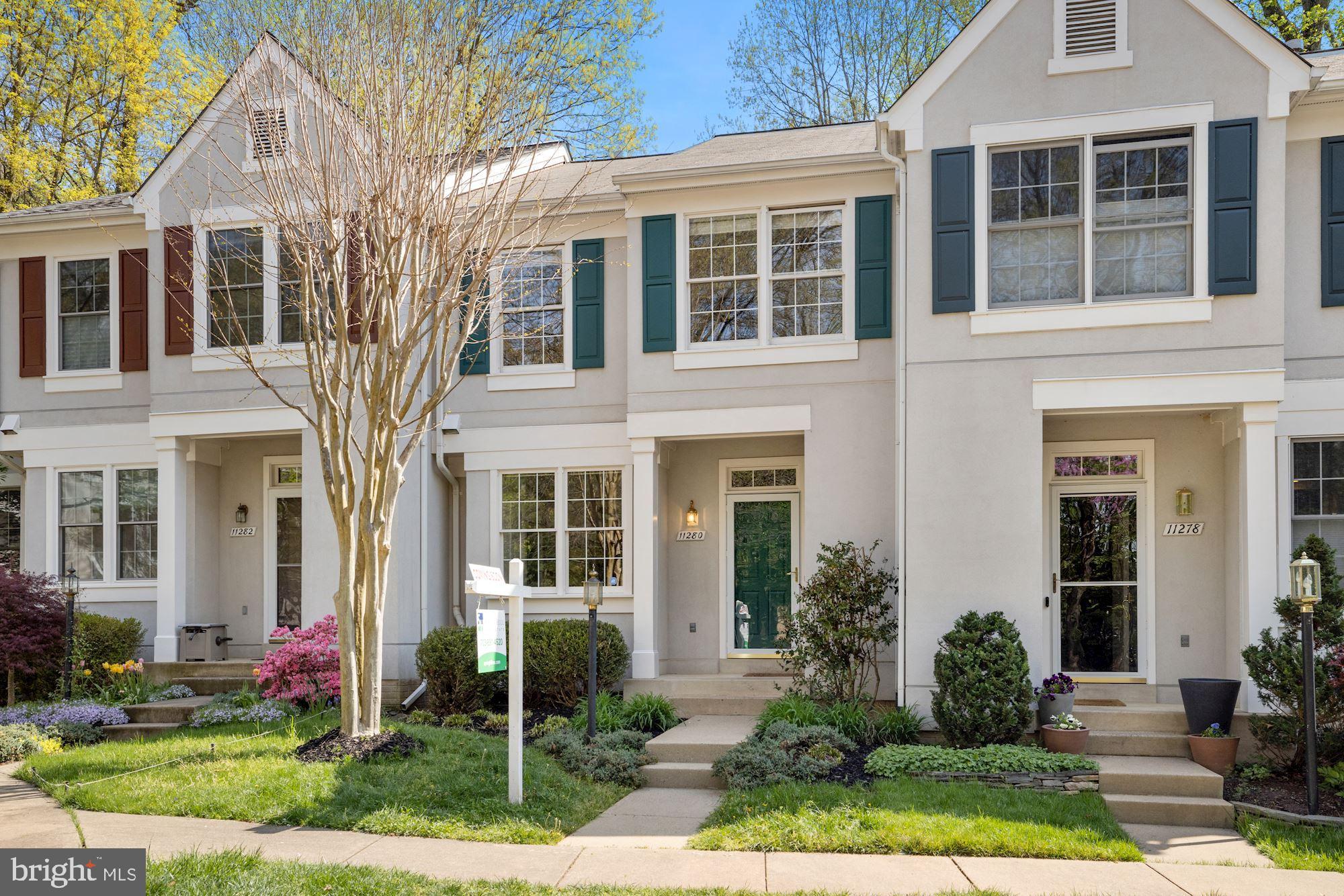 11280 Fairwind Way Reston, VA 20190 - Photo 2 of 35