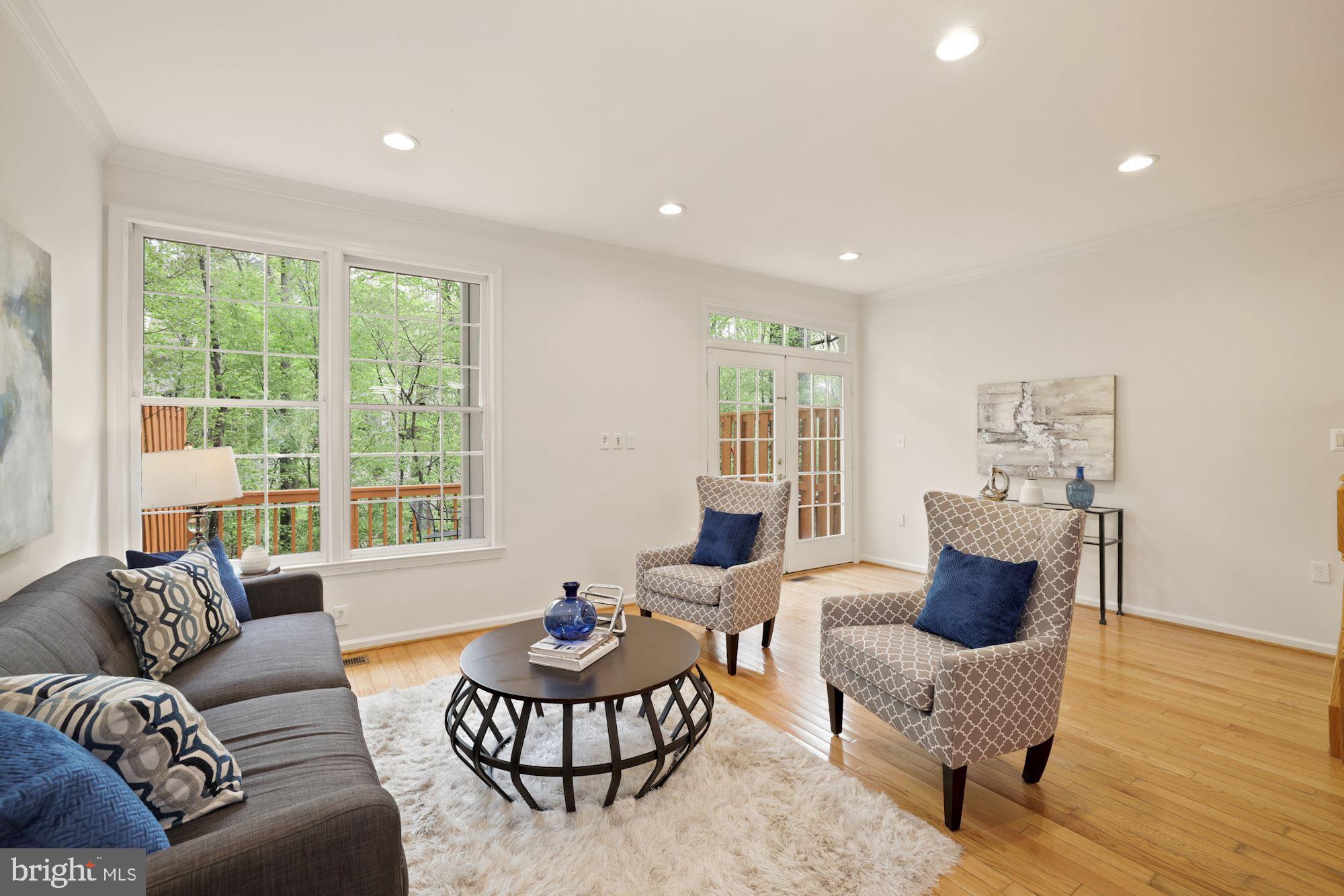 11280 Fairwind Way Reston, VA 20190 - Photo 11 of 35