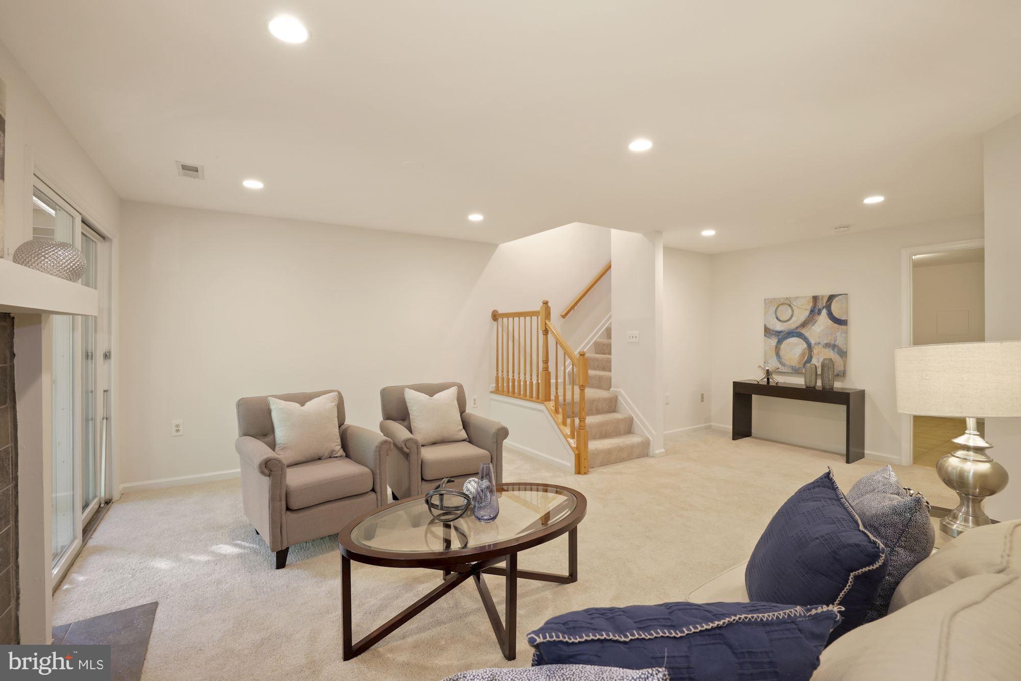 11280 Fairwind Way Reston, VA 20190 - Photo 26 of 35