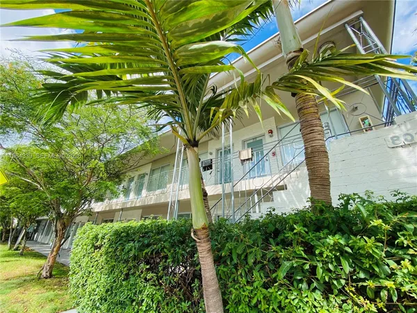 $235,000 | 801 15th Street, Unit 102, Miami Beach, FL 33139