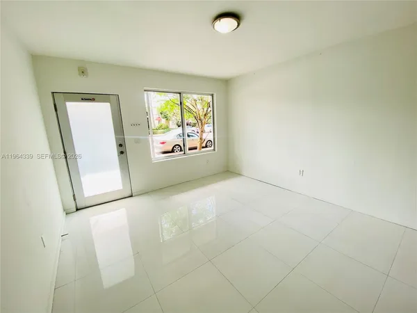 $235,000 | 801 15th Street, Unit 102, Miami Beach, FL 33139