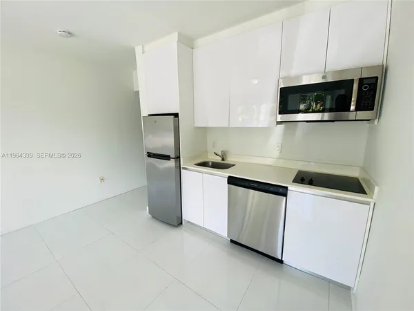 $235,000 | 801 15th Street, Unit 102, Miami Beach, FL 33139