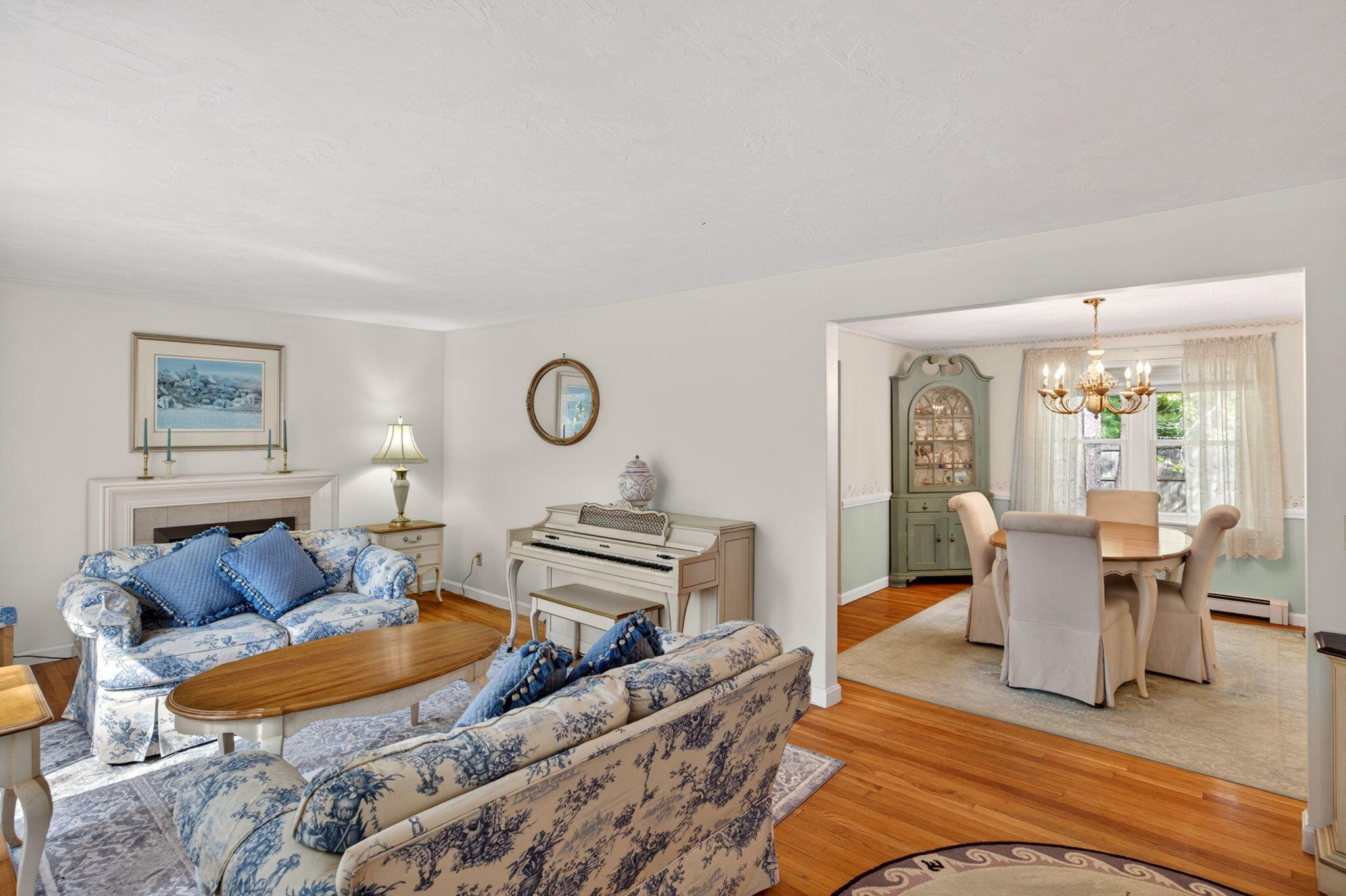 80 Roosevelt Road Cotuit, MA 02635 - Photo 5 of 44 4-04-8P0A4350
