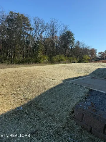 $309,000 | 1726 Bennett Vlg Drive, Maryville, TN 37804