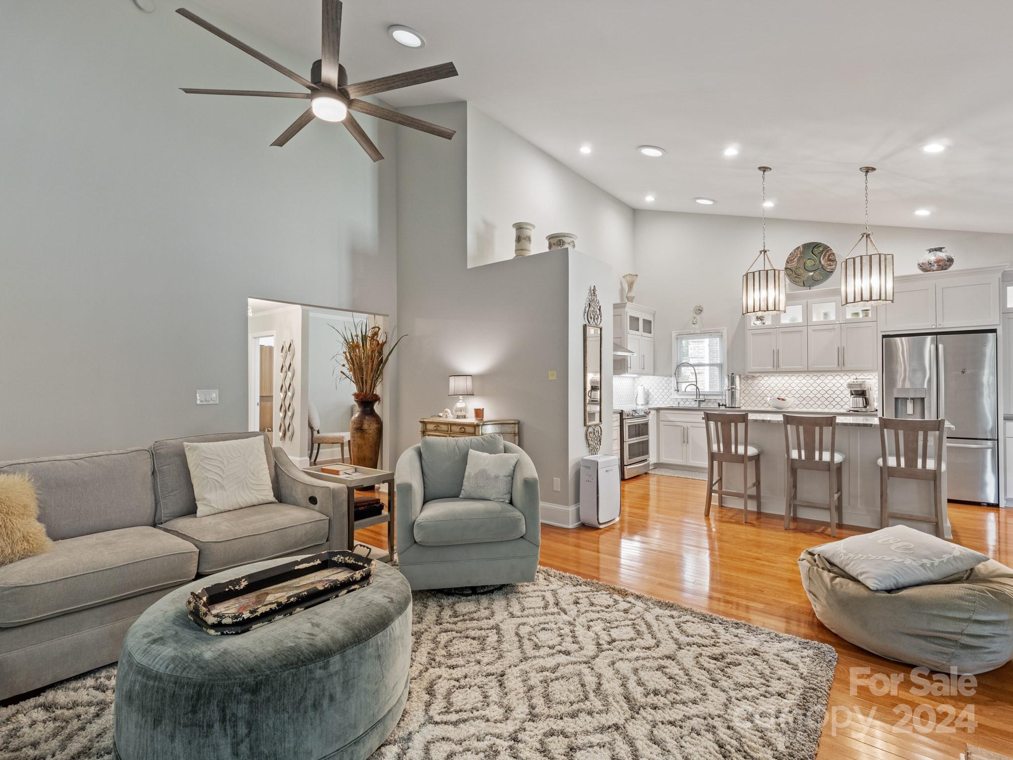 234 Rosedale Lane Matthews, NC 28105 - Photo 4 of 32 Gallery Image 4