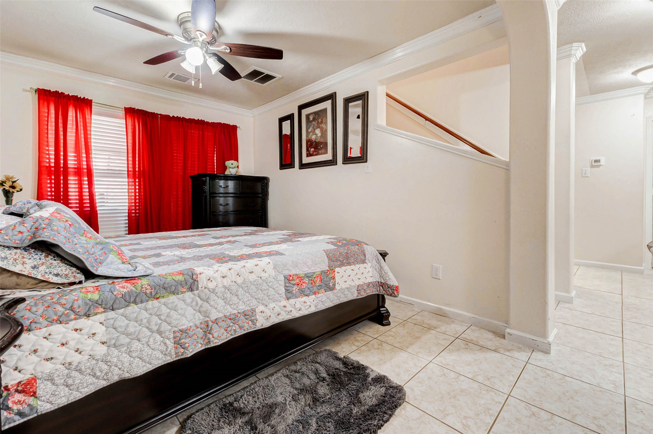 10422 Sutter Glen Lane Houston, TX 77075 - Photo 11 of 35