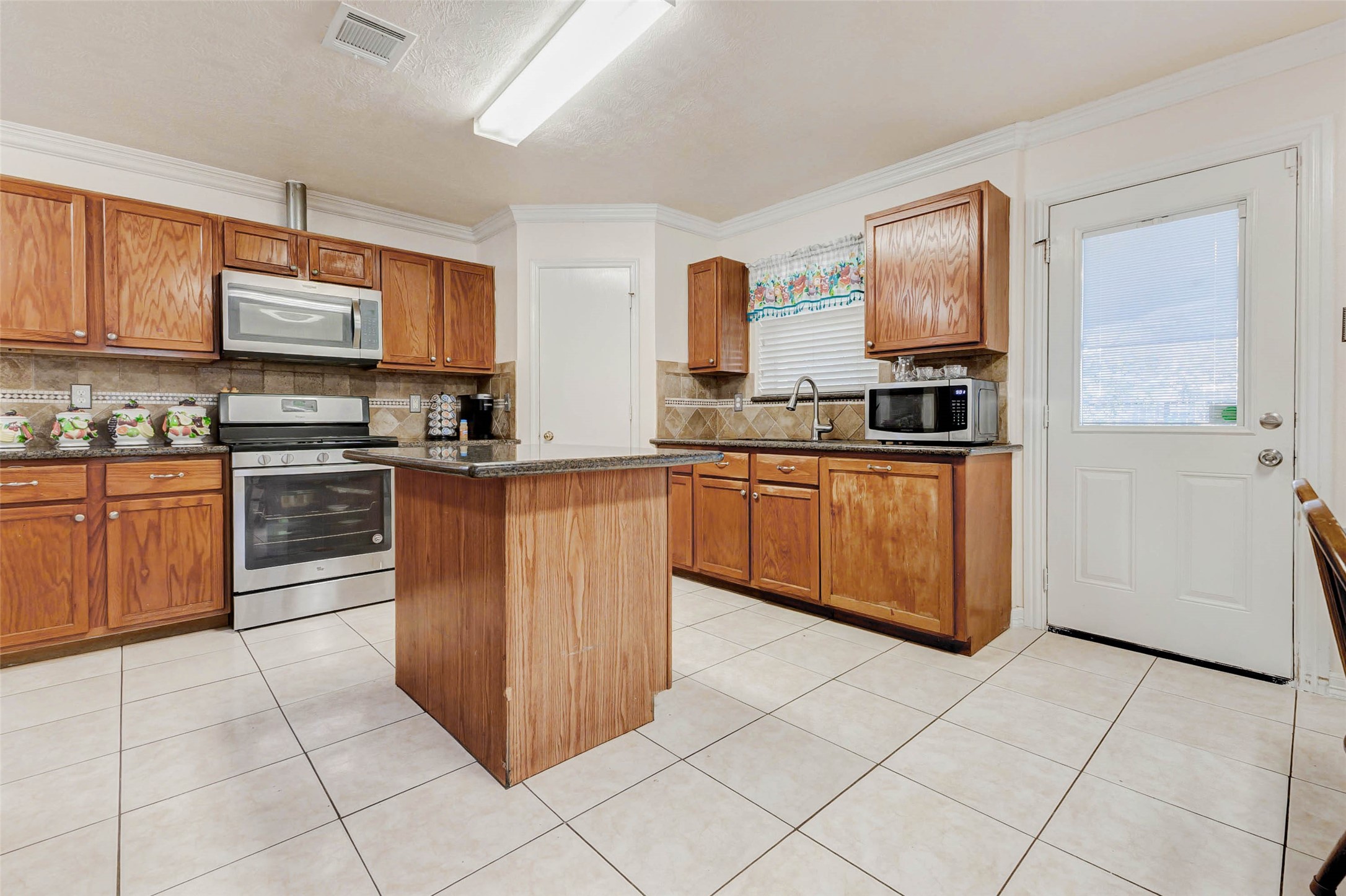 10422 Sutter Glen Lane Houston, TX 77075 - Photo 15 of 35