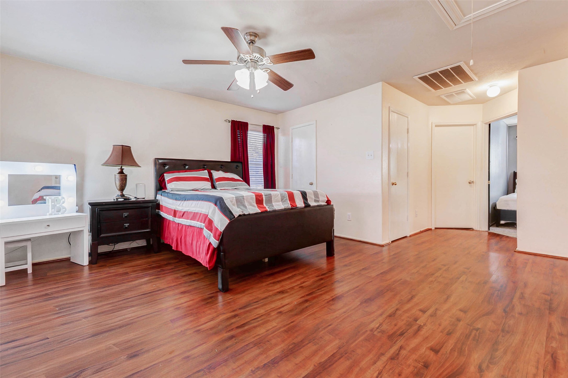 10422 Sutter Glen Lane Houston, TX 77075 - Photo 23 of 35