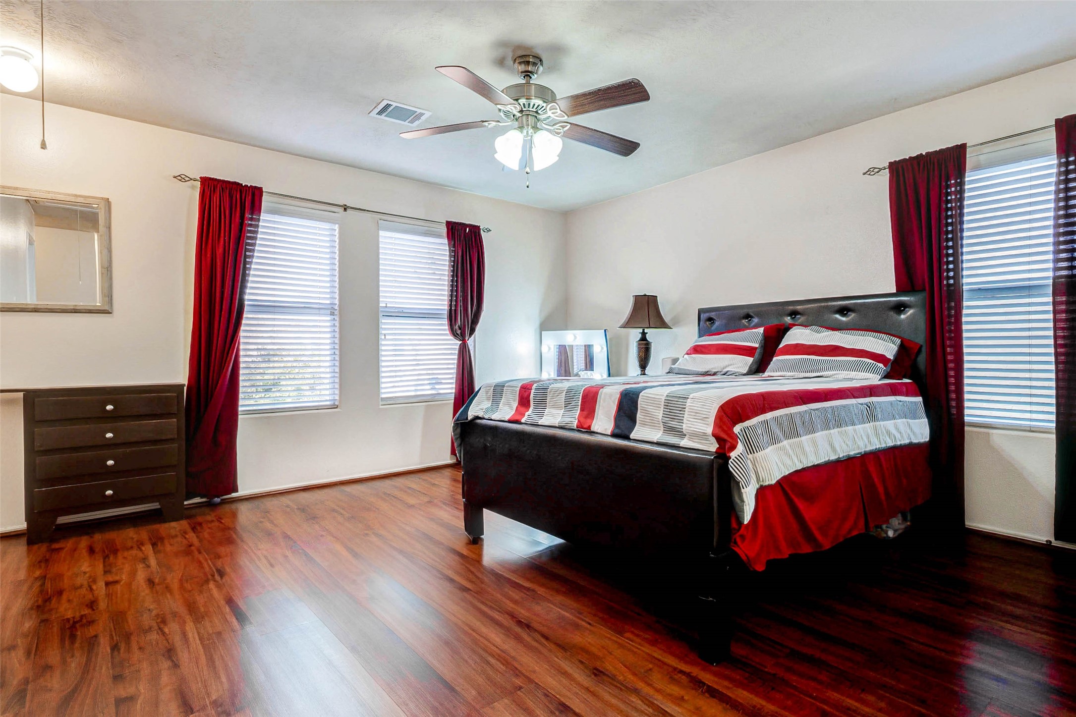 10422 Sutter Glen Lane Houston, TX 77075 - Photo 24 of 35