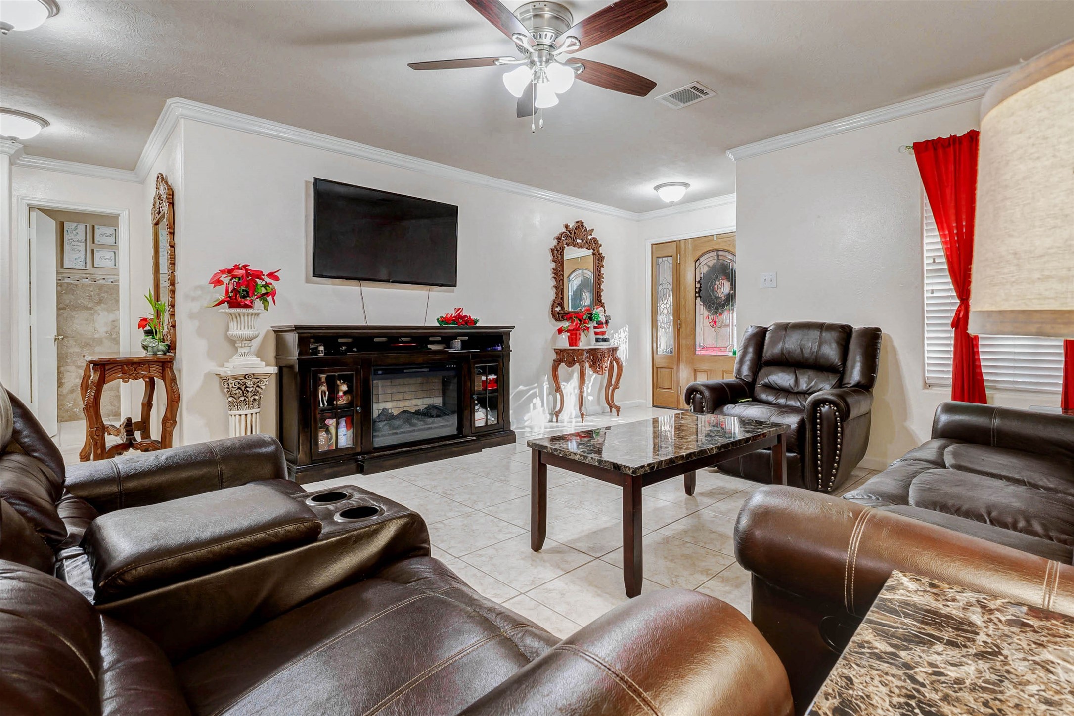 10422 Sutter Glen Lane Houston, TX 77075 - Photo 9 of 35