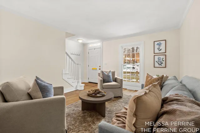 $245,000 | 1922 Georgetown Drive Southeast, Grand Rapids, MI 49506