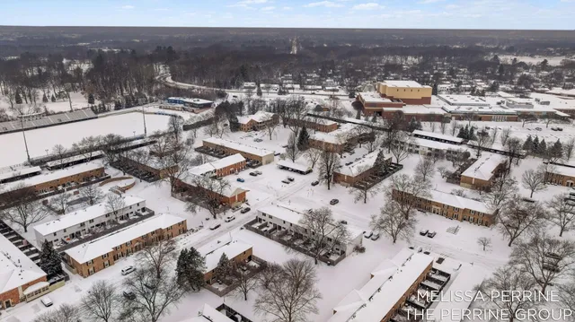 $245,000 | 1922 Georgetown Drive Southeast, Grand Rapids, MI 49506