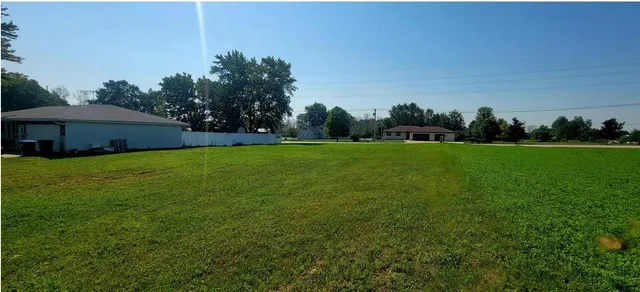 $28,000 | 1700 Dawn Street, Algoma, WI 54201