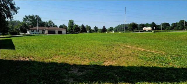 $28,000 | 1700 Dawn Street, Algoma, WI 54201