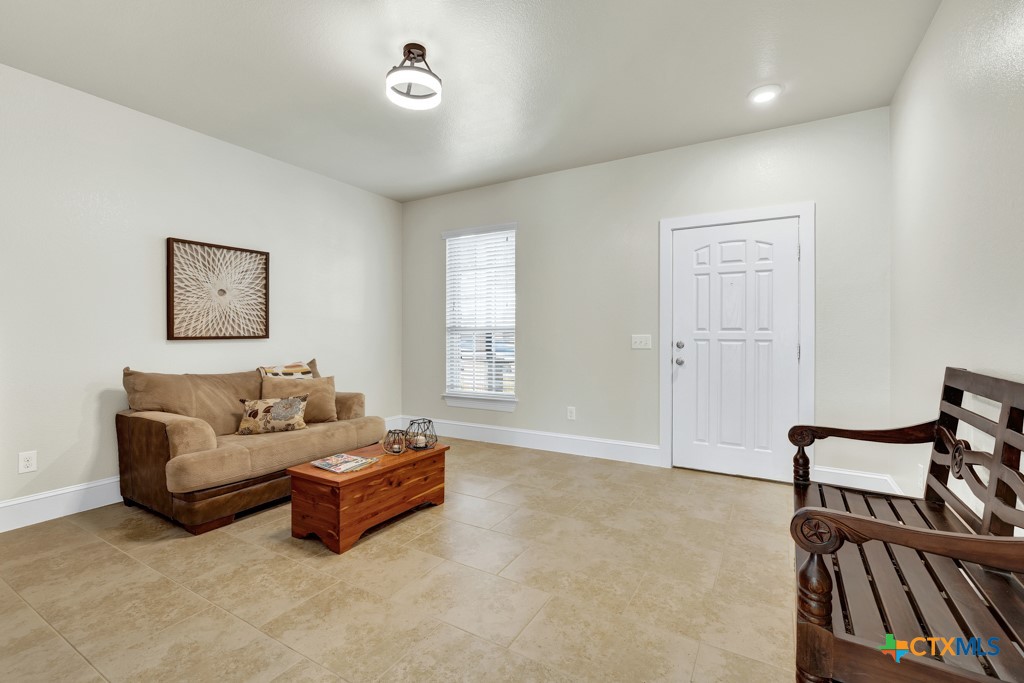 1134 Ruddy Duck New Braunfels, TX 78130 - Photo 11 of 35