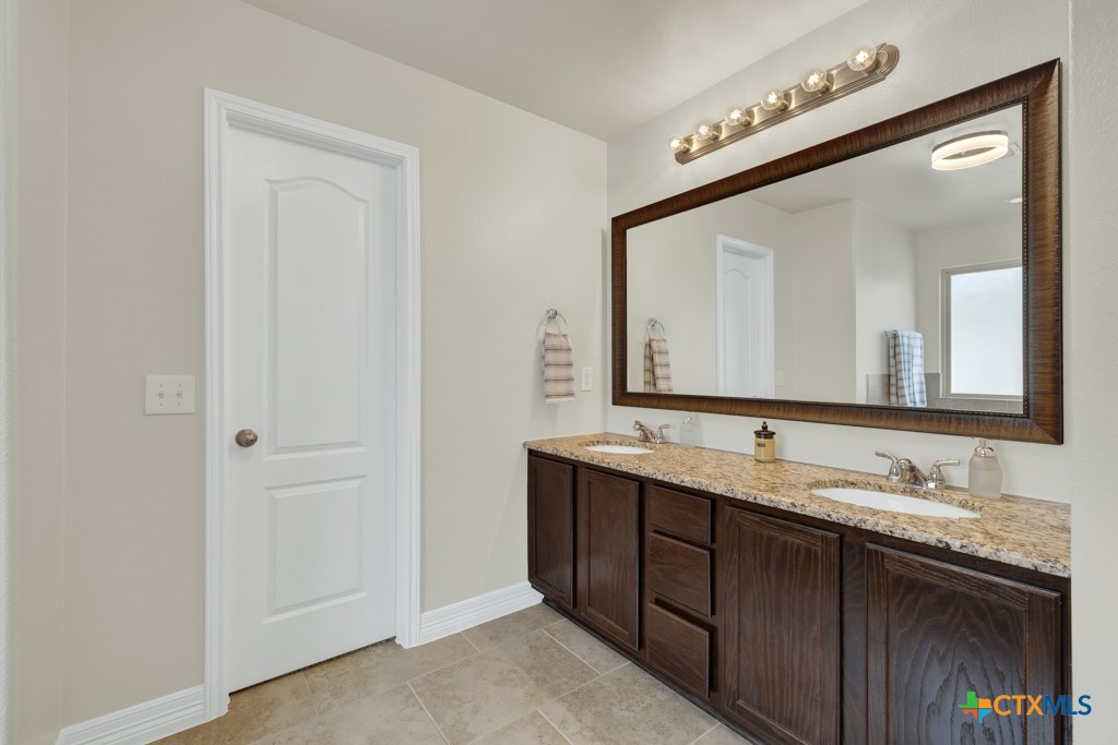 1134 Ruddy Duck New Braunfels, TX 78130 - Photo 20 of 35