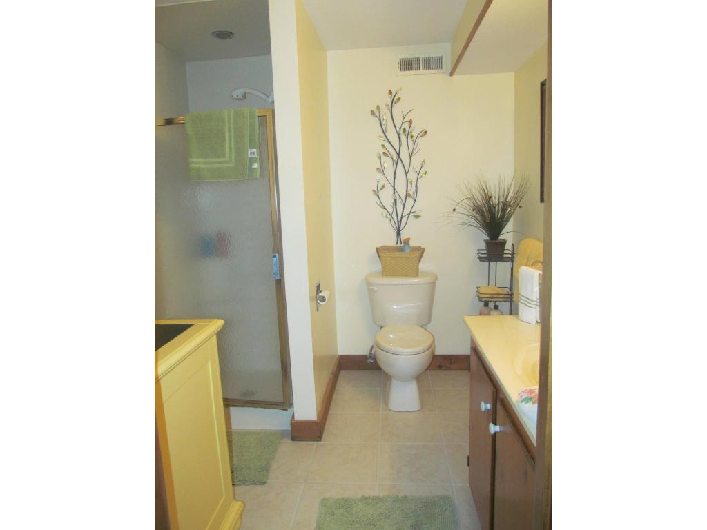 911 Lake Road Newport, VT 05855 - Photo 21 of 36 Gallery Image 21