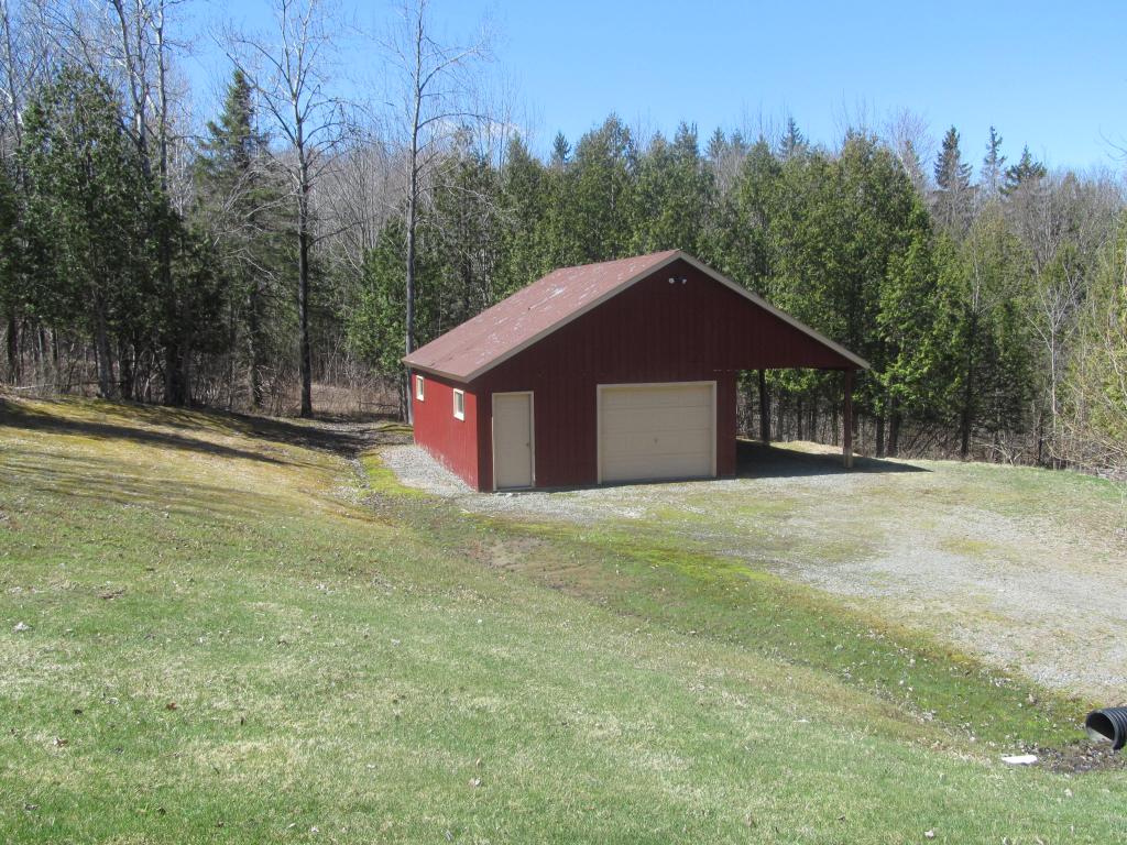 911 Lake Road Newport, VT 05855 - Photo 30 of 36 Gallery Image 30