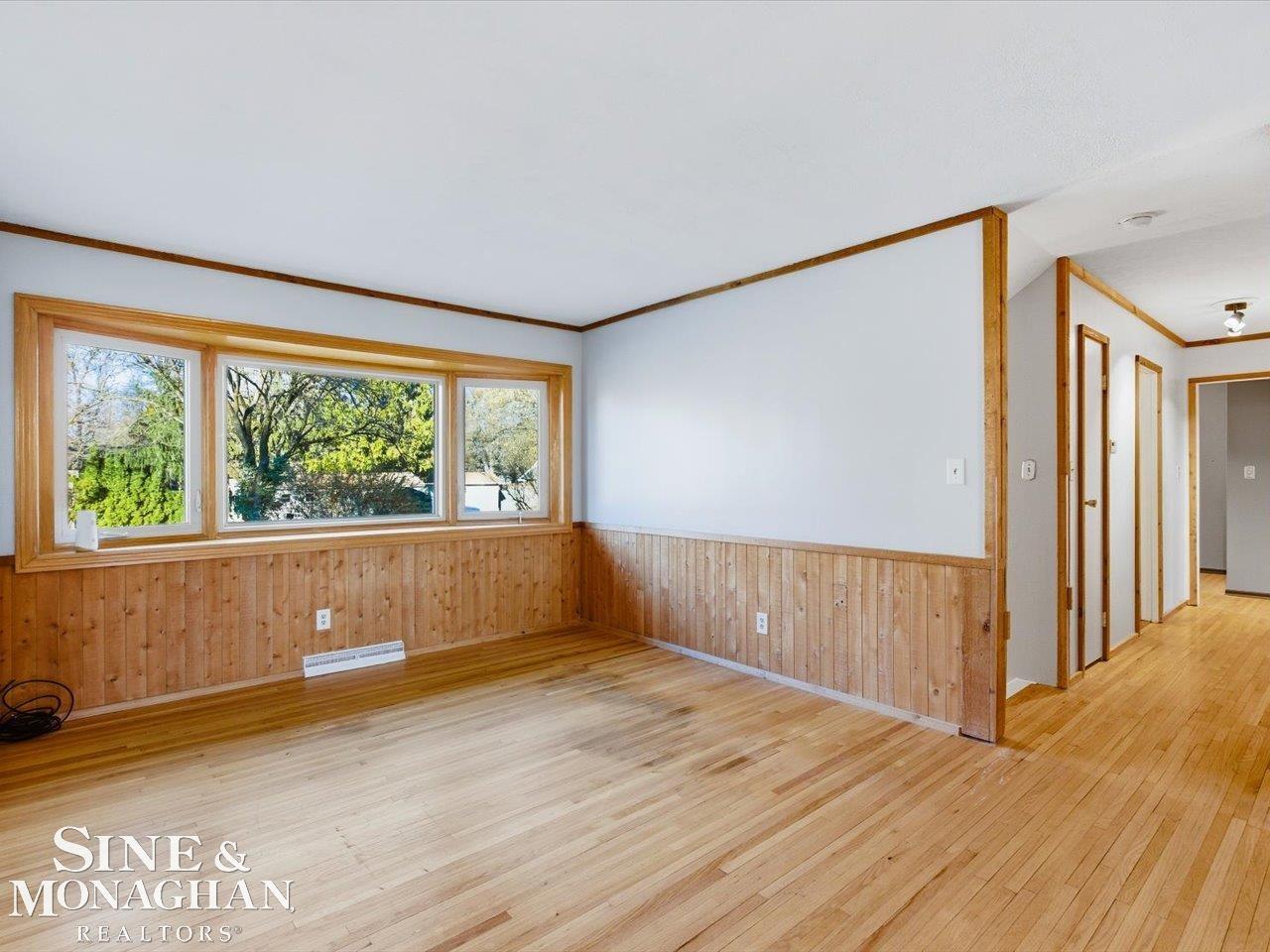 4361 Peck Road Port Huron, MI 48060 - Photo 6 of 39 50194384-e2702a25-e323-4557-b79f-dd4ad1447040.JPG