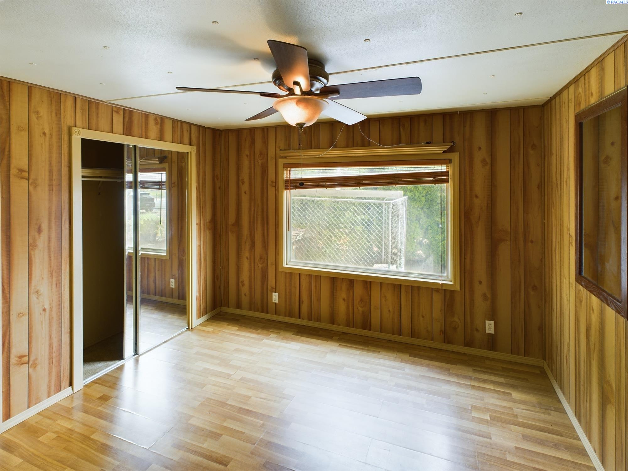 414 Ringhoff Road Burbank, WA 99323 - Photo 7 of 34 Gallery Image 7