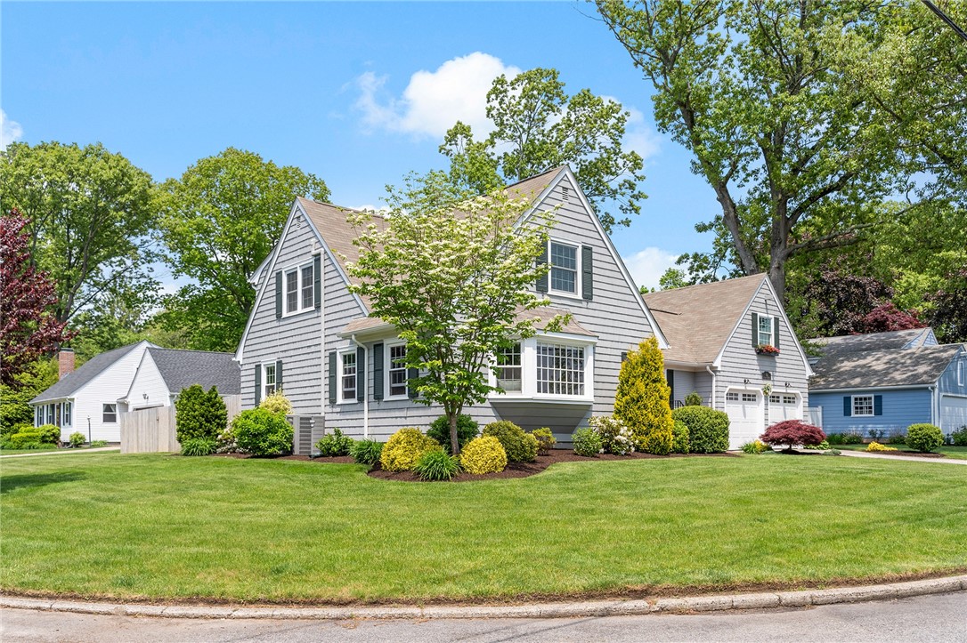 81 Park Forest Road Cranston, RI 02920 - Photo 1 of 42 Gallery Image 1