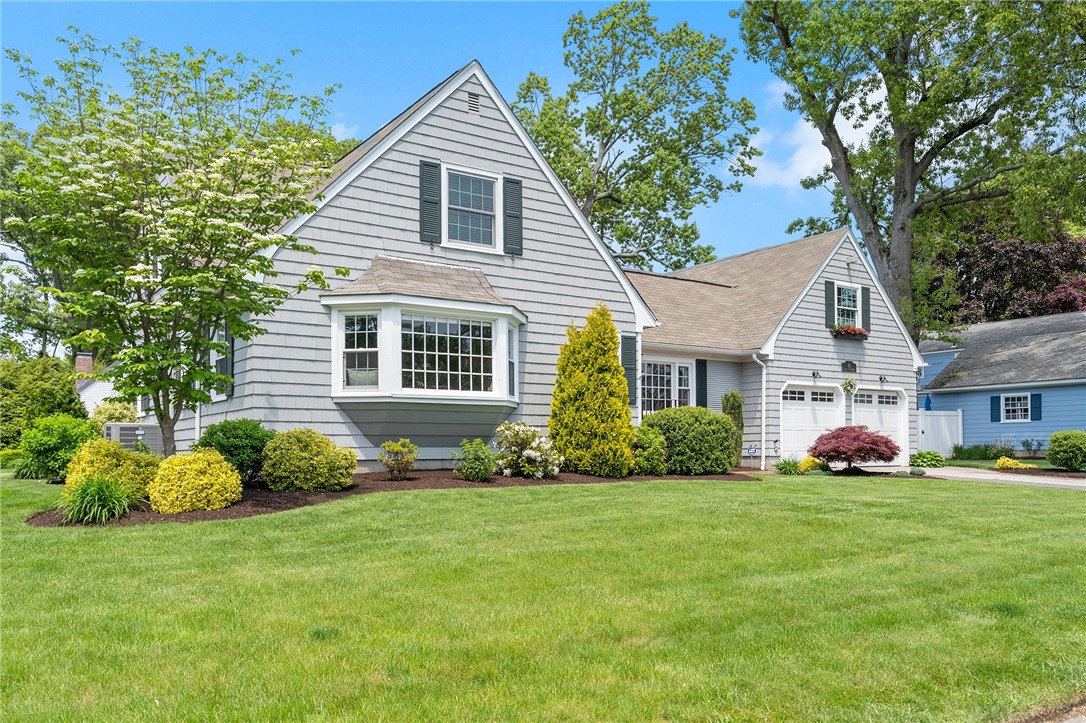 81 Park Forest Road Cranston, RI 02920 - Photo 2 of 42 Gallery Image 2