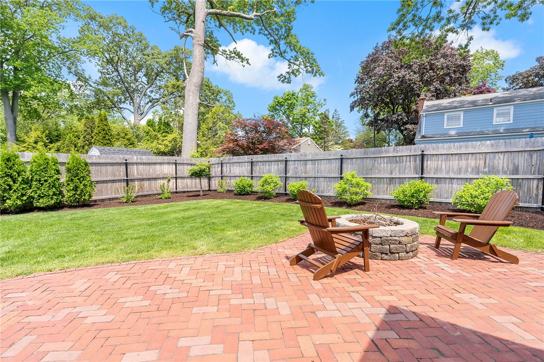 81 Park Forest Road Cranston, RI 02920 - Photo 33 of 42 Gallery Image 33