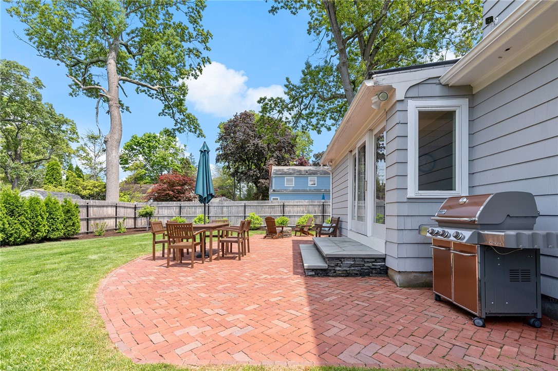 81 Park Forest Road Cranston, RI 02920 - Photo 38 of 42 Gallery Image 38