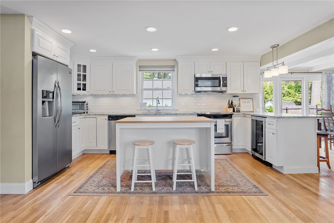 81 Park Forest Road Cranston, RI 02920 - Photo 10 of 42 Gallery Image 10