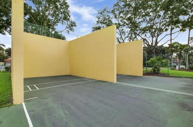 $3,600 | 6086 Seminole Gardens Circle, Riviera Beach, FL 33418