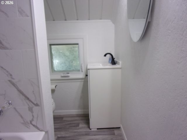 222 1st Avenue Riddle, OR 97469 - Photo 25 of 36 Bathroom