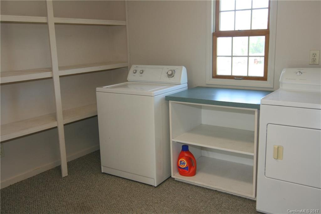 7540 Jones Road Salisbury, NC 28147 - Photo 9 of 24 a utility room with dryer and washer