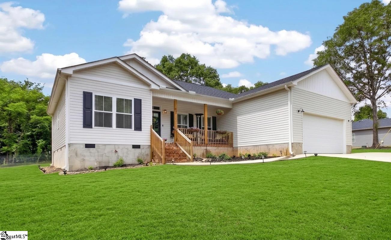 435 Minor Street Williamston, SC 29697 - Photo 2 of 29