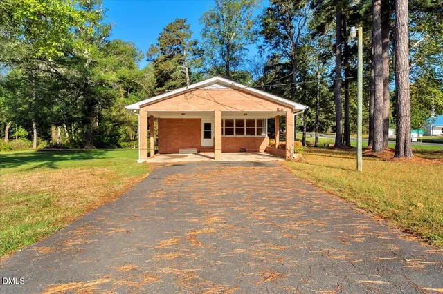 $299,900 | 1315 Us Highway West, Norlina, NC 27563