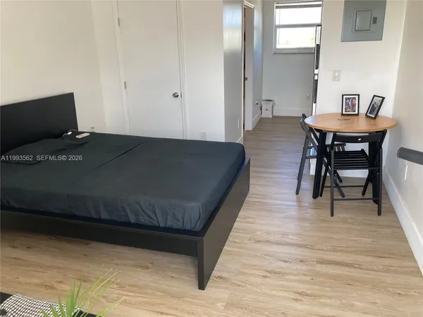 $1,300 | 1815 Northwest 1st Court, Unit 7, Miami, FL 33136