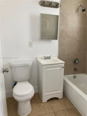 $1,300 | 1815 Northwest 1st Court, Unit 7, Miami, FL 33136
