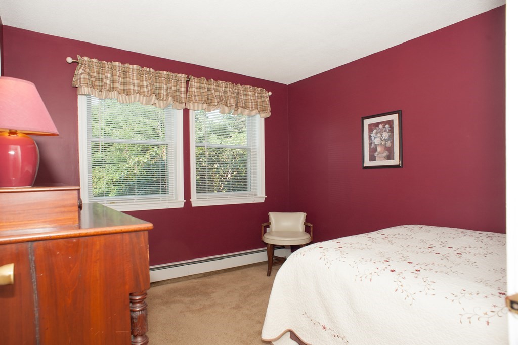 16 Autumn Road Medway, MA 02053 - Photo 20 of 32 Gallery Image 20