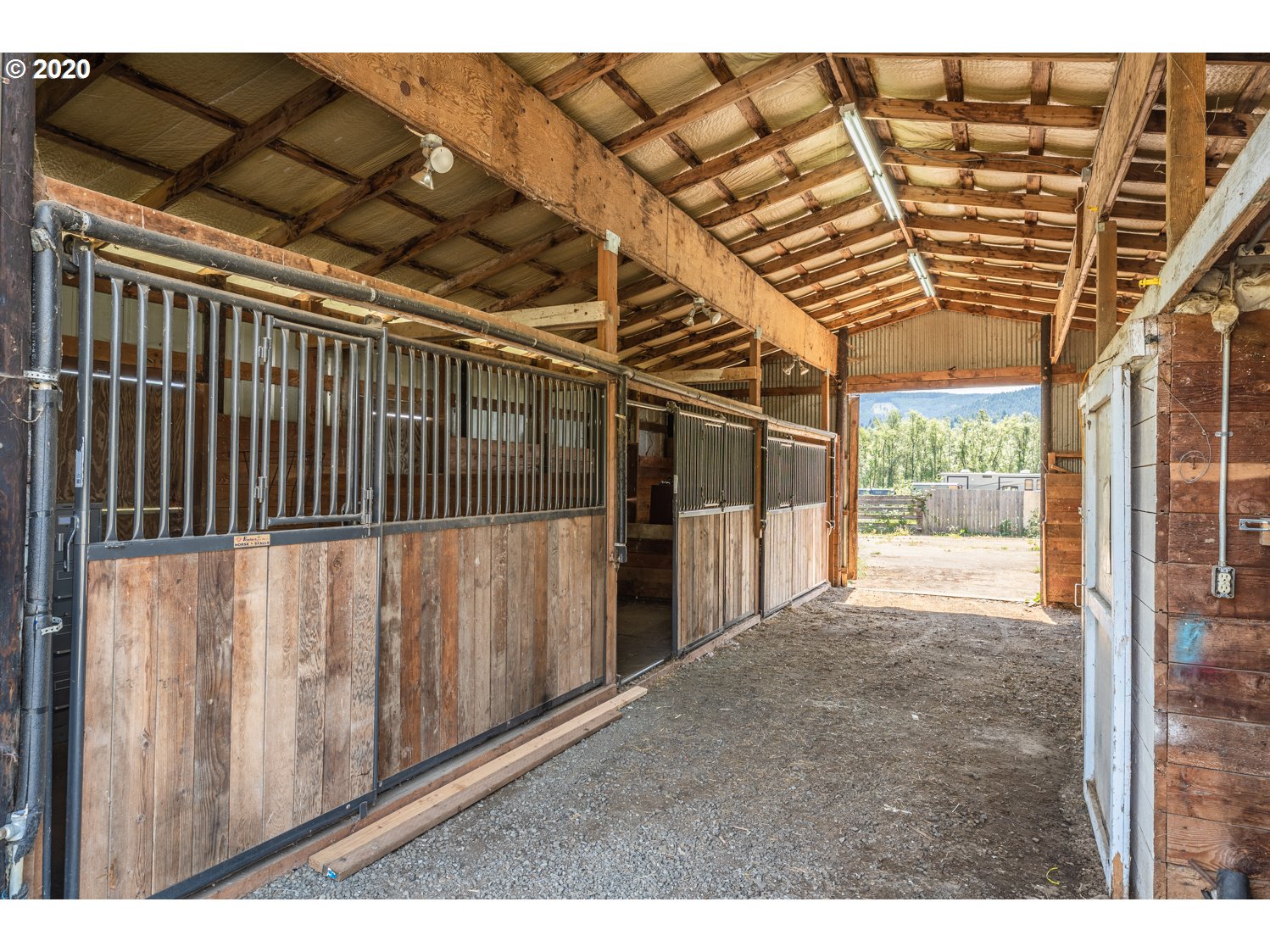 90849 Hill Road Springfield, OR 97478 - Photo 9 of 31