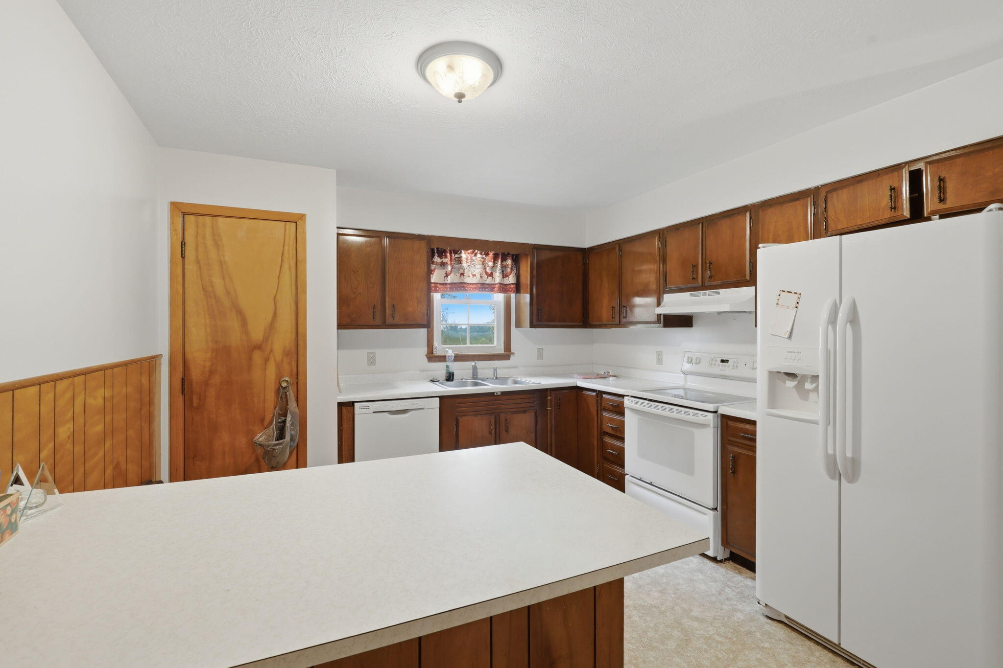 525 Chipman Ridge Road Williamstown, KY 41097 - Photo 7 of 49 10-web-or-mls-7-print-_B6A0496