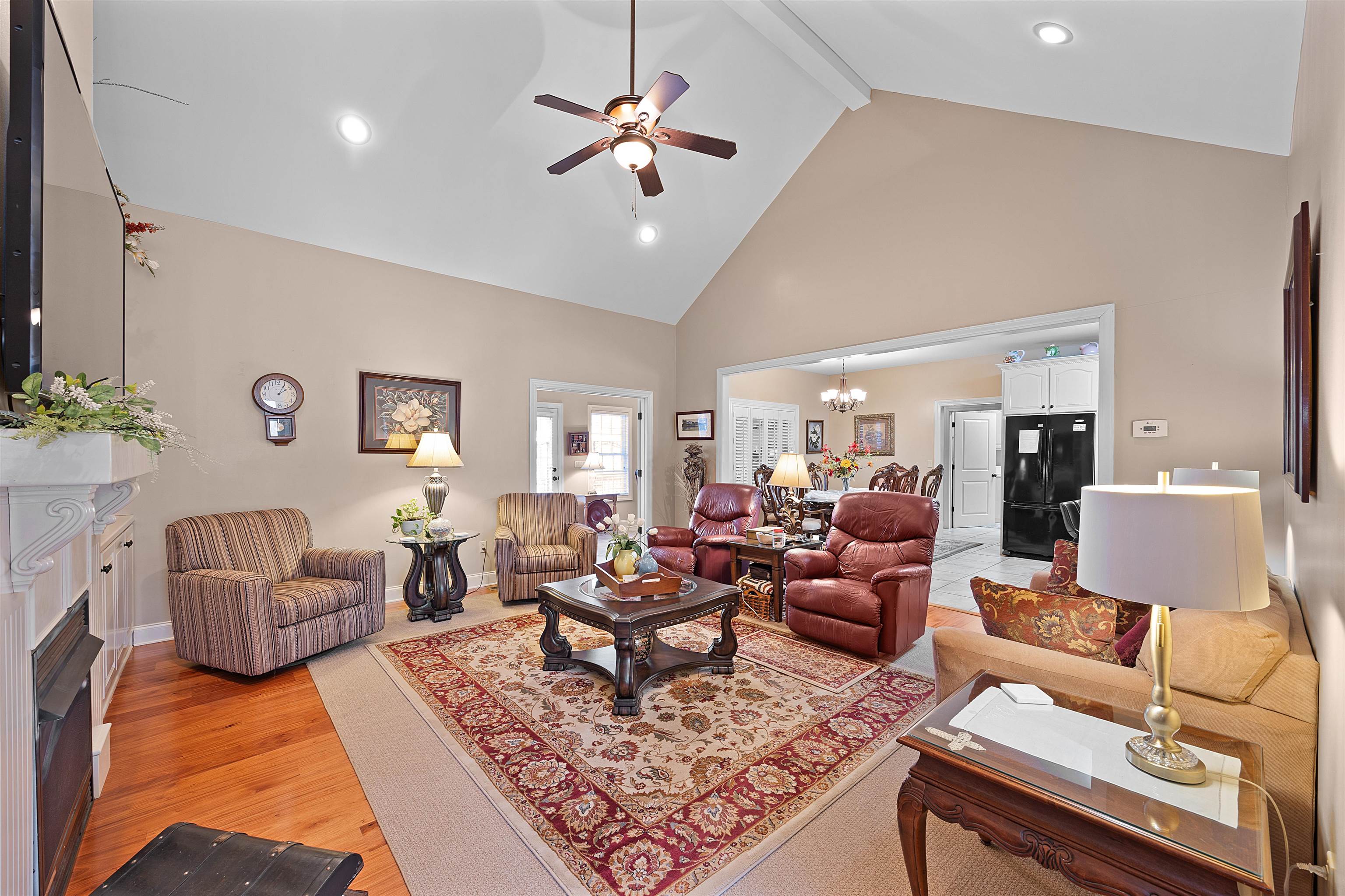 180 Strobbe Lane Counce, TN 38326 - Photo 2 of 25 a living room with furniture or couch and a table