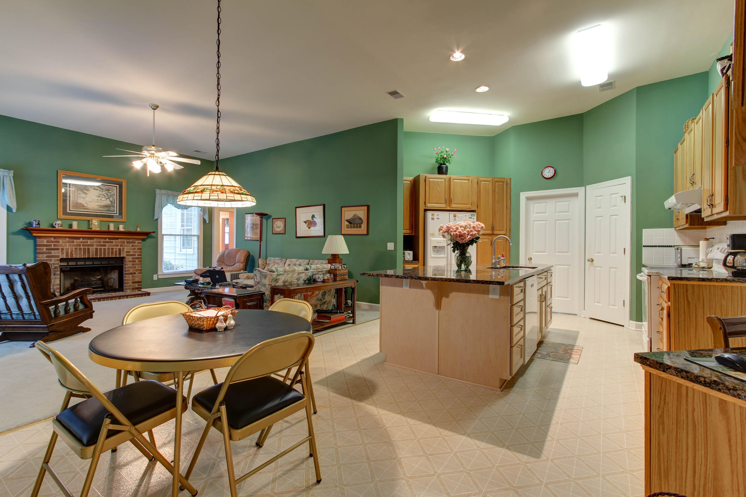 3128 Linksland Road Mount Pleasant, SC 29466 - Photo 3 of 19 2
