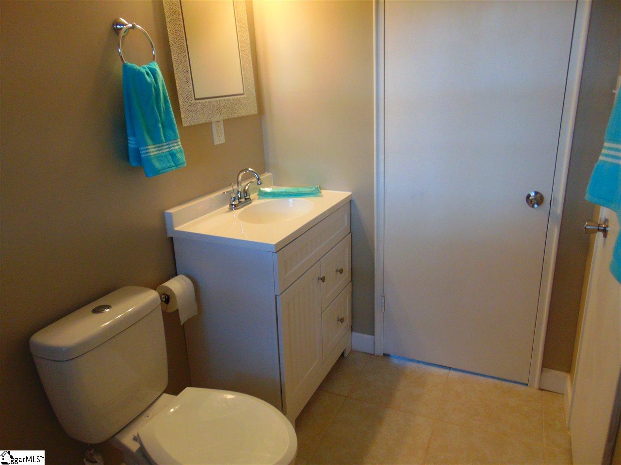 200 Ruth Drive Easley, SC 29640 - Photo 17 of 24