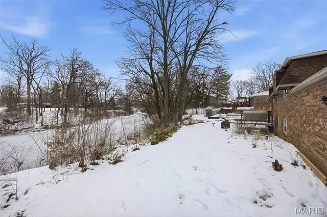 $309,000 | 221 Jubaka Drive, Fairview Heights, IL 62208