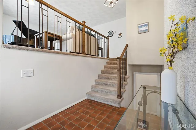 $309,000 | 221 Jubaka Drive, Fairview Heights, IL 62208