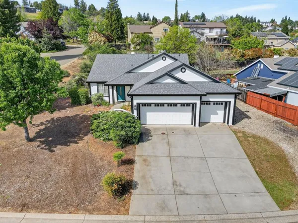 $565,000 | 3822 Trestle Glen Court, Cameron Park, CA 95682