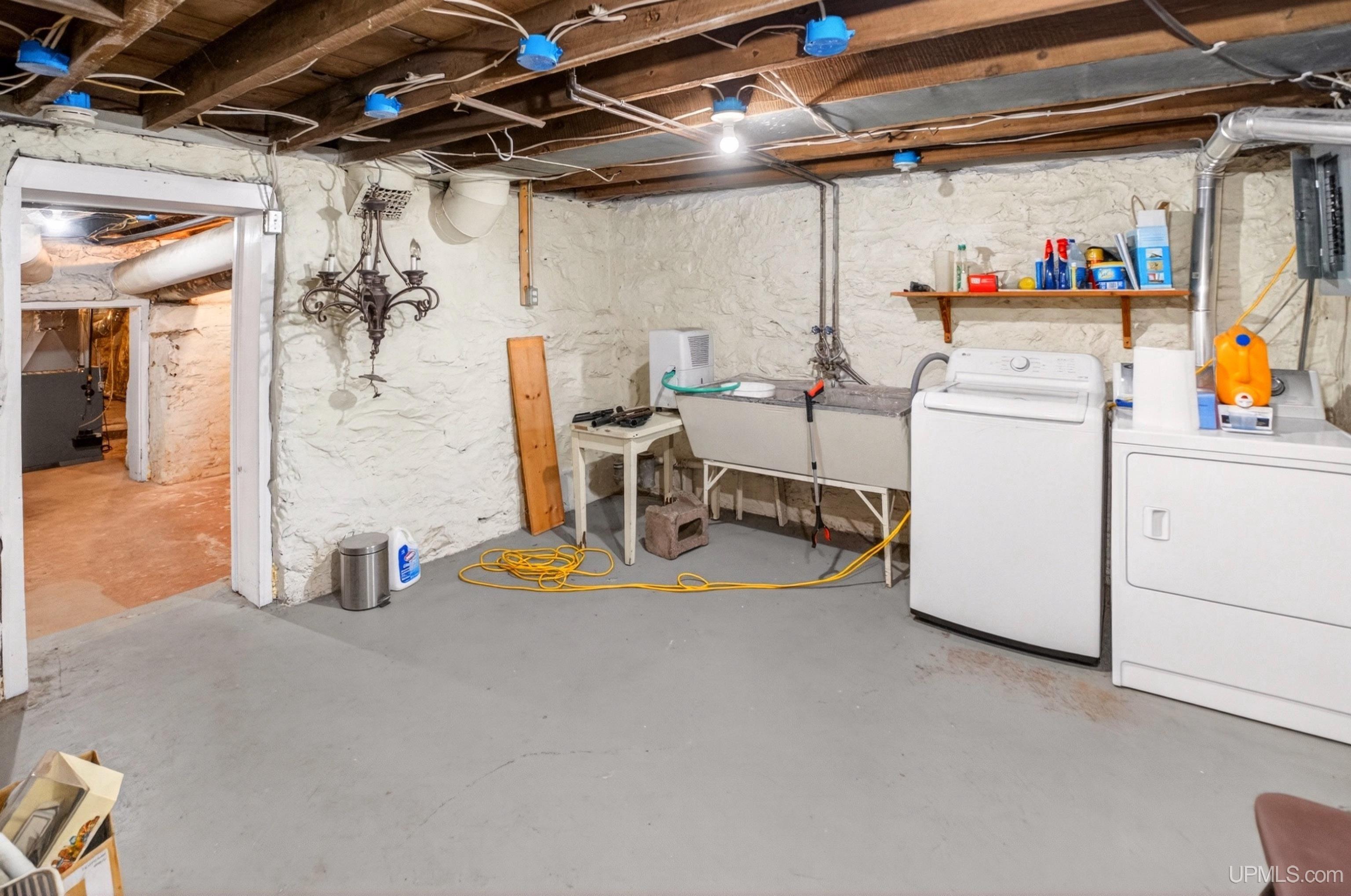 306 West Ridge Street Ishpeming, MI 49849 - Photo 17 of 24